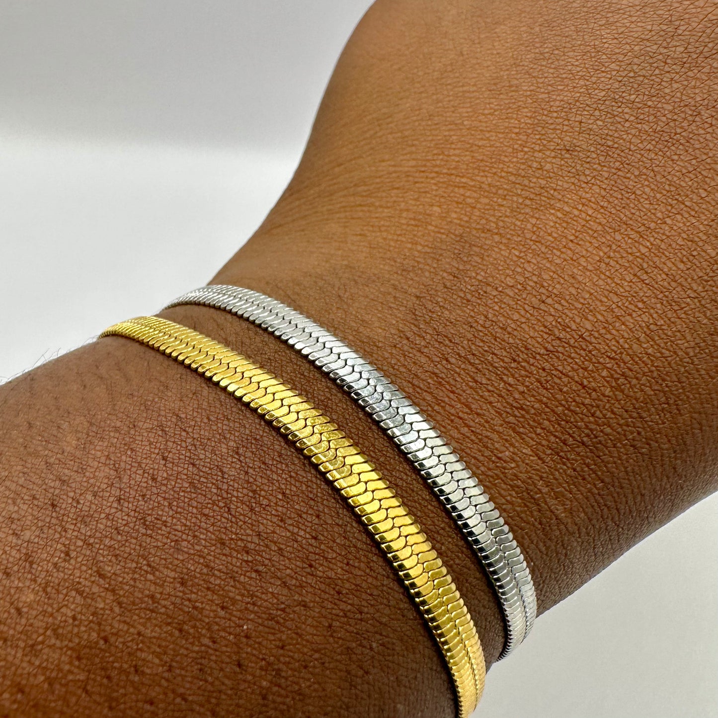 Embrace Herringbone Bracelet (5mm)
