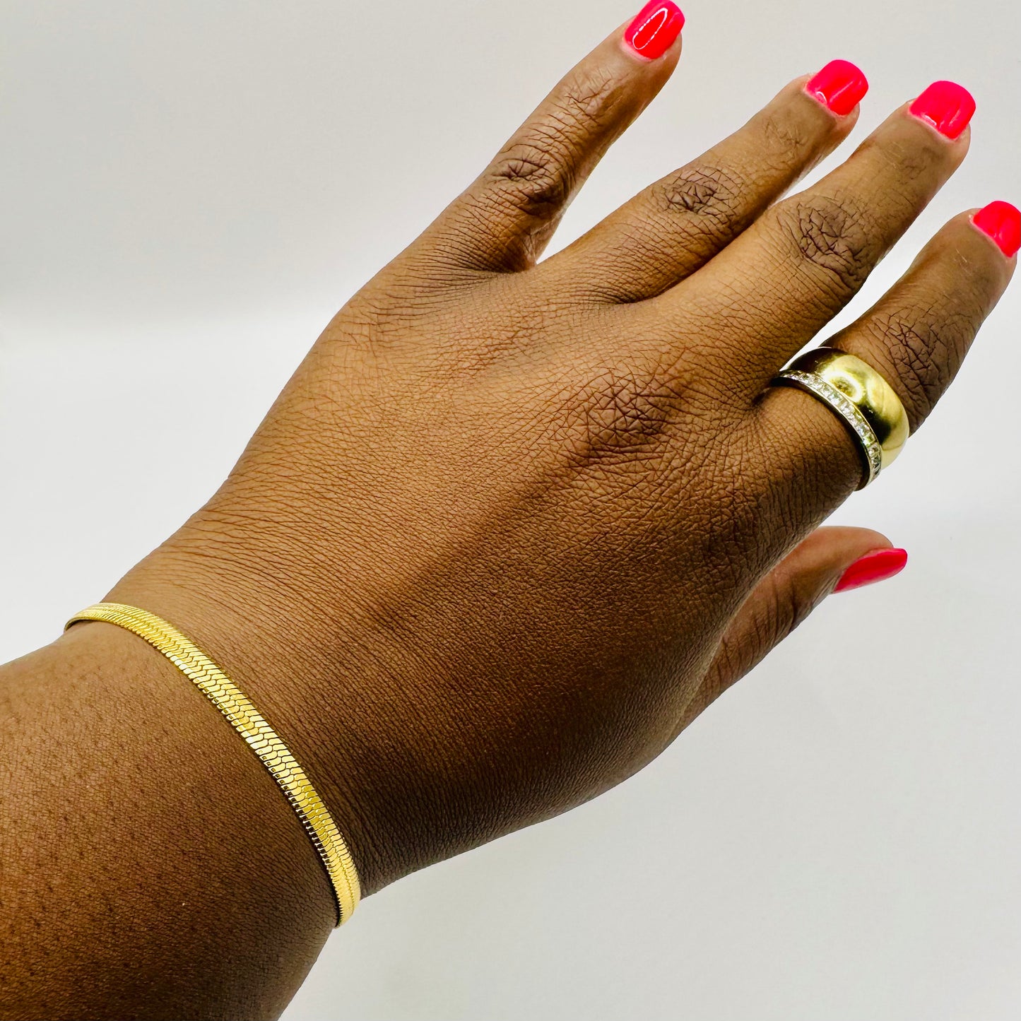 Embrace Herringbone Bracelet (5mm)