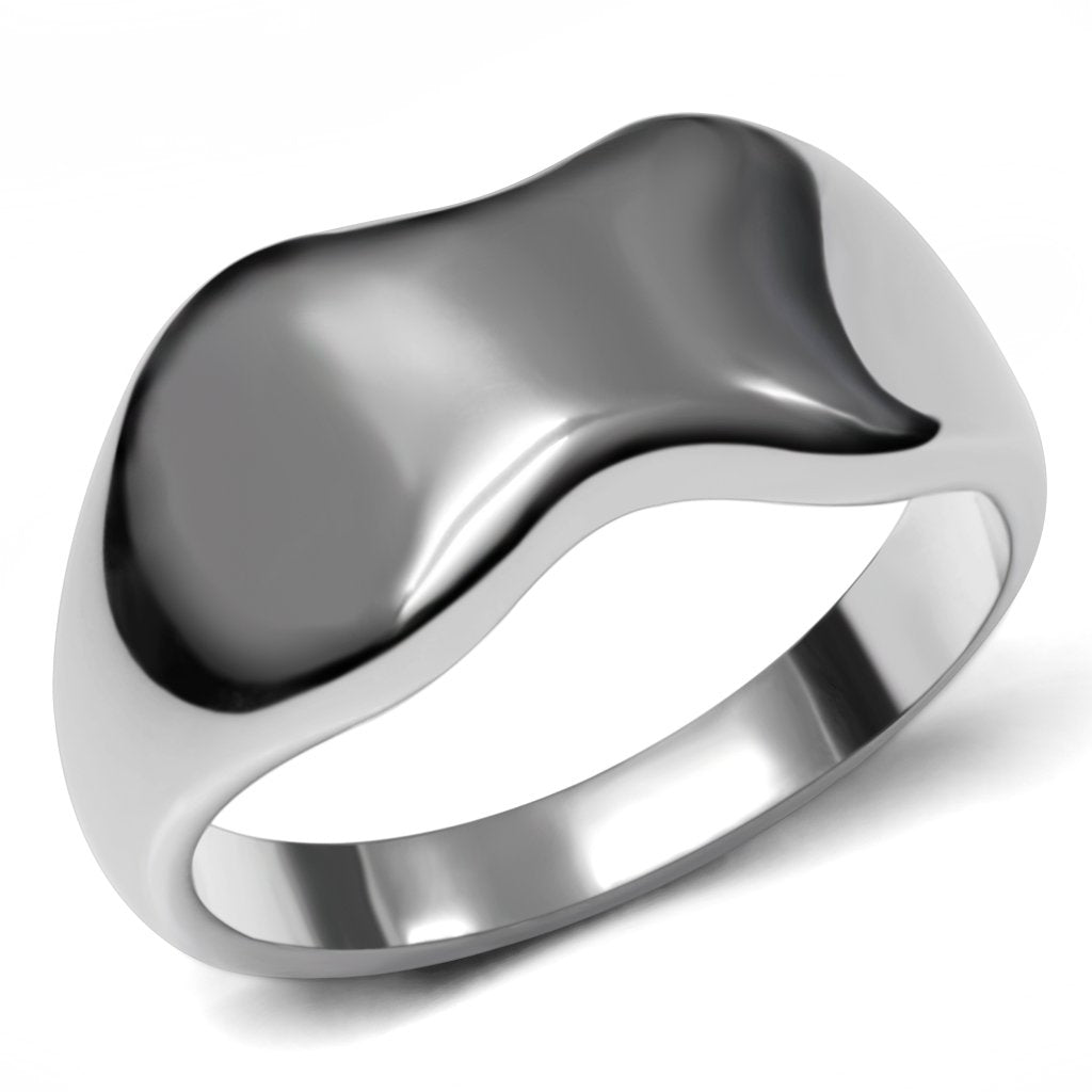 simple band-style ring that has a unique wavy shape that is similar to the curves of a woman's body plus size ring style